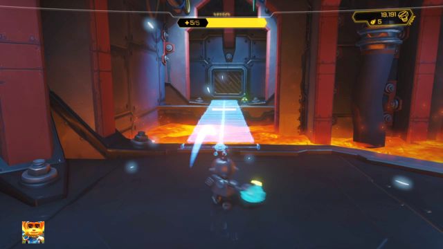 Kładka prowadząca do robota przy zablokowanym przejściu. - Ratchet & Clank: Planeta Quartu - solucja, opis przejścia, wszystkie zadania - Ratchet & Clank - poradnik do gry