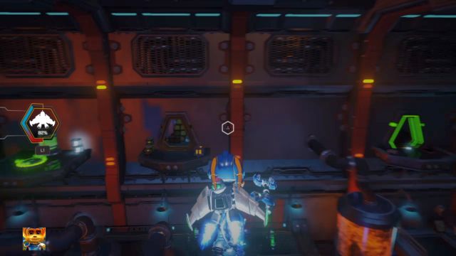 W pomieszczeniu na dole znajdziesz złoże Raritarium. - Ratchet & Clank: Planeta Quartu - solucja, opis przejścia, wszystkie zadania - Ratchet & Clank - poradnik do gry