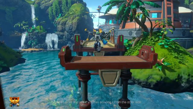 Przeskocz przez most, a następnie wciśnij przycisk, by Felton do ciebie dołączył. - Ratchet & Clank: Planeta Pokitaru - solucja, opis przejścia, wszystkie zadania - Ratchet & Clank - poradnik do gry
