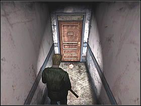 Wracasz do recepcji, następnie otwórz drzwi i wyjdź na zewnątrz - Wood Side Apartment - Część 3 | Silent Hill 2 - Silent Hill 2 - poradnik do gry