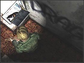 Południową klatką schodową przejdź na [Pierwsze Piętro] - Wood Side Apartment - Część 3 | Silent Hill 2 - Silent Hill 2 - poradnik do gry