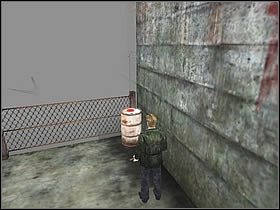 Na końcu pomostu stoi przycumowana łódka - Nabrzeże | Silent Hill 2 - Silent Hill 2 - poradnik do gry