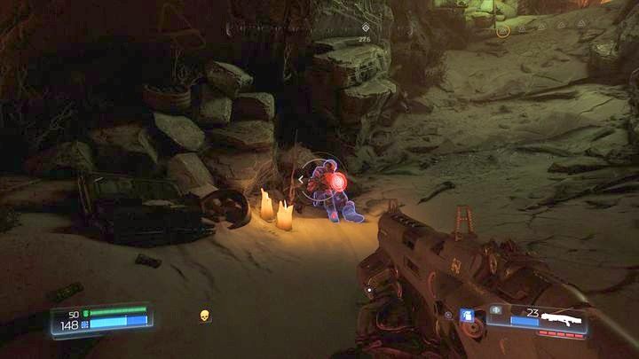 Za drzwi znajdziesz pierwszego Elitarnego Strażnika oraz świecący na zielono kamień, który jest jednocześnie Dziennikiem - Sanktuarium Kadingir | Opis przejścia | Doom - Doom - poradnik do gry