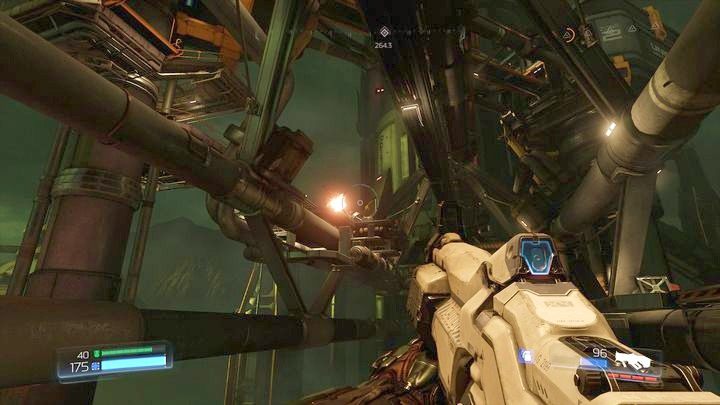 Mniej więcej w połowie zaczniesz być ostrzeliwany przez Diabliki - Wieża Energii Argentu | Opis przejścia | Doom - Doom - poradnik do gry