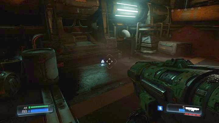 Idąc na lewo od pierwszego Wyzwanie Runy dotrzesz do małego pomieszczenia - Obiekt Argentu | Sekrety | Doom - Doom - poradnik do gry