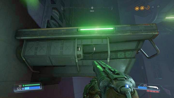 Udaj się teraz jednym z chodników nieco wyżej i wdrap po zaznaczony na zielono platformach następny poziom w górę - Wieża Energii Argentu | Sekrety | Doom - Doom - poradnik do gry