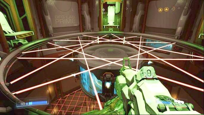 Po przejściu na drugą stronę, wdrap się na podwyższenie na środku, a następnie chwilę poczekaj i przeskocz na jedną z platform, które pojawia się przy ścianach - Kompleks Badań | Opis przejścia | Doom - Doom - poradnik do gry