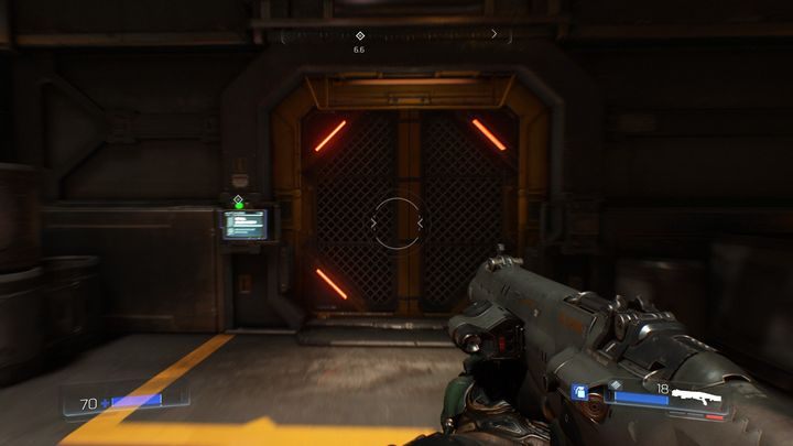 Gdy starcie dobiegnie wreszcie końca, wezwij windę przy pomocy panelu na samym dole - Dział Zasobów | Opis przejścia | Doom - Doom - poradnik do gry