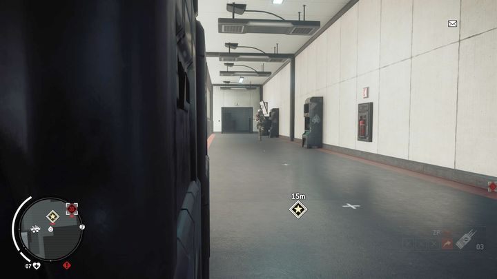 W środku znajdziesz jednego żołnierza patrolującego korytarz - Kradzież tożsamości | Opis przejścia - Homefront: The Revolution - poradnik do gry