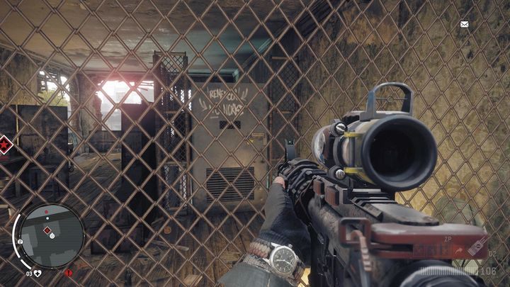 Będąc na górze zauważysz siatkę, która uniemożliwi ci przejście do głównego pokoju - Czerwona strefa Holloway | Punkty kluczowe - Homefront: The Revolution - poradnik do gry