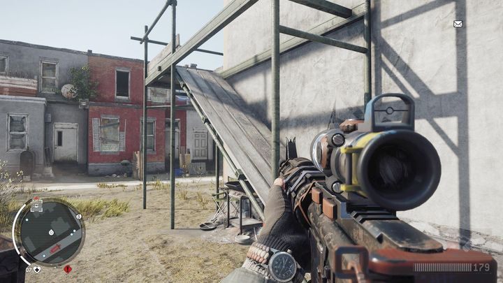 Do dziesiątego magazynu dostaniesz się w miejscu pokazanym na obrazku - Czerwona strefa Holloway | Magazyny i zlecenia - Homefront: The Revolution - poradnik do gry