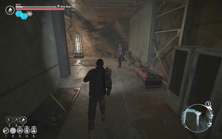 Pod Giełdą odnajdziesz kontakt, któremu przekażesz nabytek. - Slumsy | Zadania poboczne | The Technomancer - The Technomancer - poradnik do gry