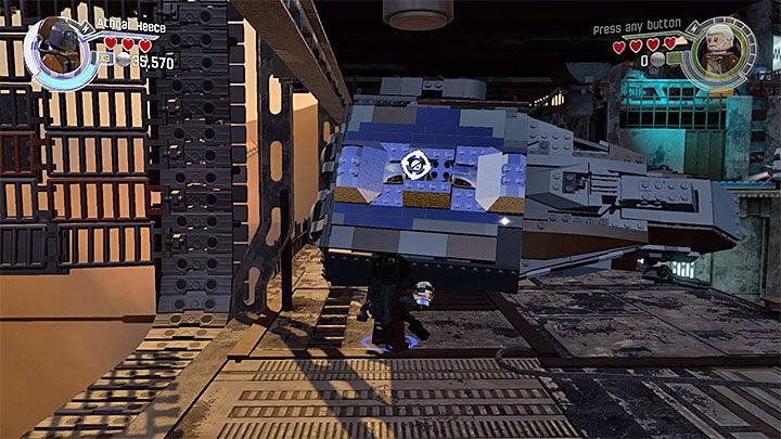 Użyj detonatora na srebrnej powierzchni - Powrót Lora Sana Tekki | Misje poboczne - LEGO Gwiezdne wojny: Przebudzenie Mocy - poradnik do gry