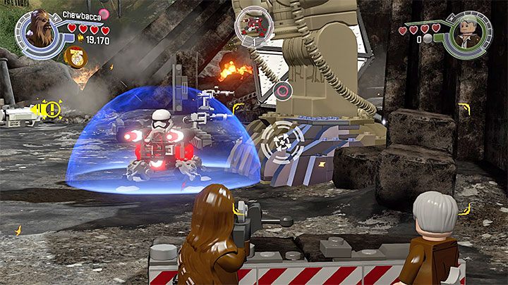 Zeskanuj posąg i podrzuć w to miejsce jedną z bomb Chewbacci - Rozdział 6 - Bitwa o Takodanę | Tryb fabularny - LEGO Gwiezdne wojny: Przebudzenie Mocy - poradnik do gry