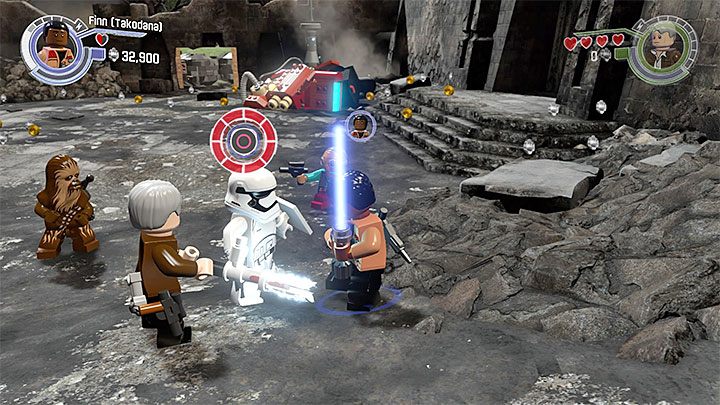 Unikaj ataków FN-2199 do momentu aż zostanie chwilowo ogłuszony - Rozdział 6 - Bitwa o Takodanę | Tryb fabularny - LEGO Gwiezdne wojny: Przebudzenie Mocy - poradnik do gry