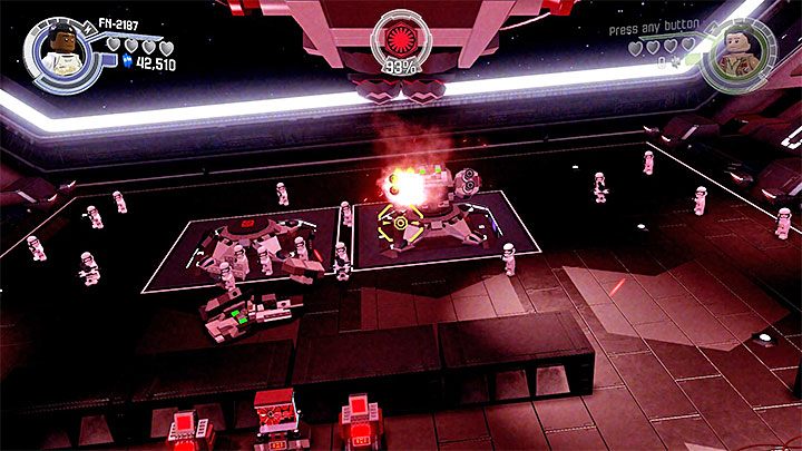 Niszcz kolejne obiekty z hangaru - Rozdział 2 - Ucieczka z Finalizera | Tryb fabularny - LEGO Gwiezdne wojny: Przebudzenie Mocy - poradnik do gry