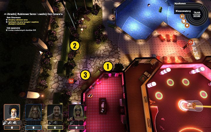 Wyjdź Cleopatrą - idź blisko ściany (1) i przejdź pod żywopłot (2) - Misja 14 - Drogocenne serce | Opis przejścia misji Crookz - Crookz - poradnik do gry