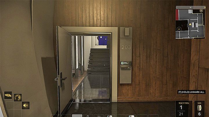 Możesz otworzyć drzwi, wejść przez okno lub przejść przez tunel wentylacyjny - Kto pociąga za sznurki? - zadanie główne | Praga (druga wizyta) - Zadania główne - Deus Ex: Rozłam Ludzkości - poradnik do gry