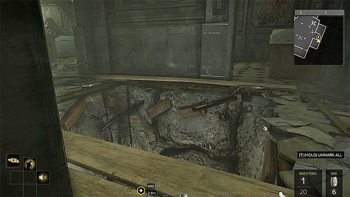 Nie próbuj kierować się do wyjścia z centrum informacyjnego tą samą drogą, którą przyszedłeś, bo została ona zaminowana - Twarzą w twarz z tajemnicą - zadanie główne | Praga (druga wizyta) - Zadania główne - Deus Ex: Rozłam Ludzkości - poradnik do gry