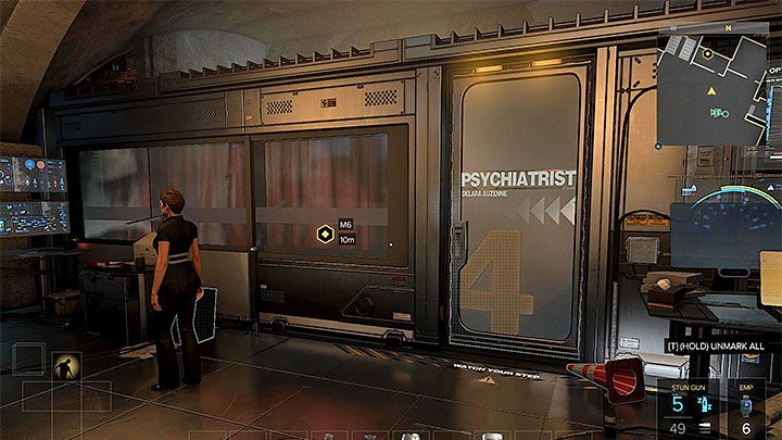 Gabinet doktor Auzenne jest na najniższym piętrze siedziby TF29 - Sprawy do załatwienia - zadanie główne | Praga - Zadania główne - Deus Ex: Rozłam Ludzkości - poradnik do gry