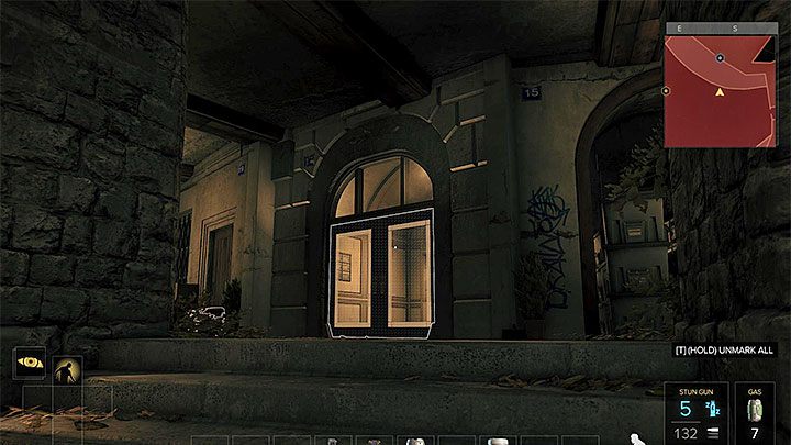 Główne wejście do mieszkań Dvalich - Wszystko zostanie w rodzinie - zadanie poboczne | Praga (druga wizyta) - Zadania poboczne - Deus Ex: Rozłam Ludzkości - poradnik do gry