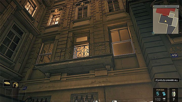 Druga metoda zakłada dotarcie do pokazanego na powyższym obrazku górnego balkoniku bloku mieszkalnego Dvalich - Wszystko zostanie w rodzinie - zadanie poboczne | Praga (druga wizyta) - Zadania poboczne - Deus Ex: Rozłam Ludzkości - poradnik do gry