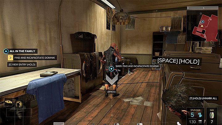 Dominik przebywa w pralni na parterze budynku - Wszystko zostanie w rodzinie - zadanie poboczne | Praga (druga wizyta) - Zadania poboczne - Deus Ex: Rozłam Ludzkości - poradnik do gry