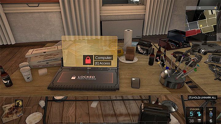 Włam się do komputera w mieszkaniu 302 - Samizdat - zadanie poboczne | Praga - Zadania poboczne | Deus Ex - Deus Ex: Rozłam Ludzkości - poradnik do gry