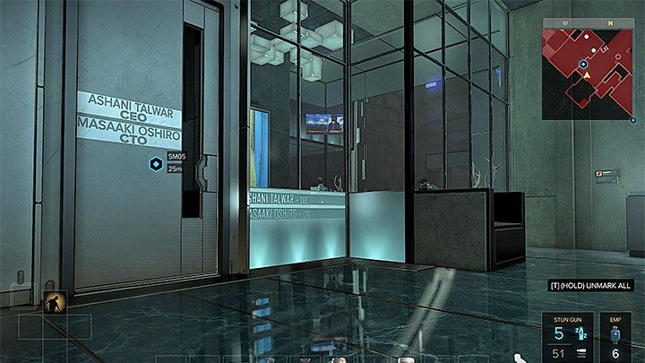 Wejście do biura dyrektora ds. technologii - Samizdat - zadanie poboczne | Praga - Zadania poboczne | Deus Ex - Deus Ex: Rozłam Ludzkości - poradnik do gry