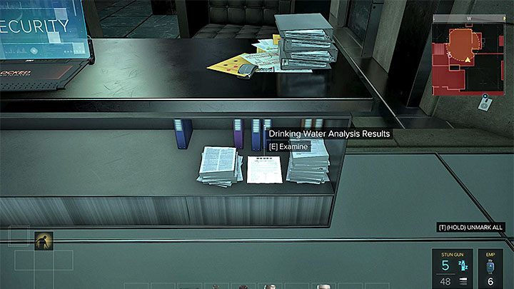 Po wejściu do biura dyrektor naczelnej nie musisz w ogóle włamywać się do jej komputera, choć jest to oczywiście możliwe (komputer ma zabezpieczenie trzeciego stopnia) - Samizdat - zadanie poboczne | Praga - Zadania poboczne | Deus Ex - Deus Ex: Rozłam Ludzkości - poradnik do gry