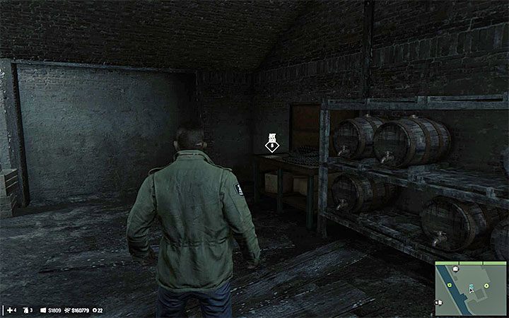 Rozejrzyj się po podziemnym parkingu i zlokalizuj pokazane na obrazku 1 zamknięte drzwi prowadzące do kanałów - Magazyny Hot Rod | Sekrety w Mafia III - Mafia III - poradnik do gry