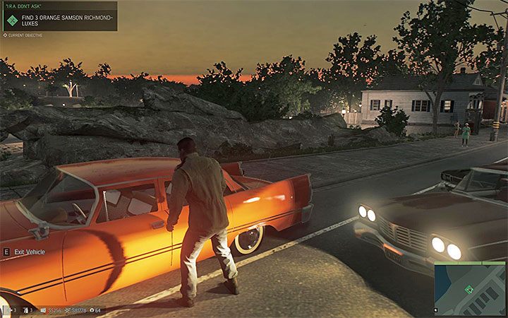 Możesz kraść zaparkowane auta lub odbierać je innym kierowcom podczas podróży po mieście - Przysługi | Opcjonalne misje w Mafia III - Mafia III - poradnik do gry