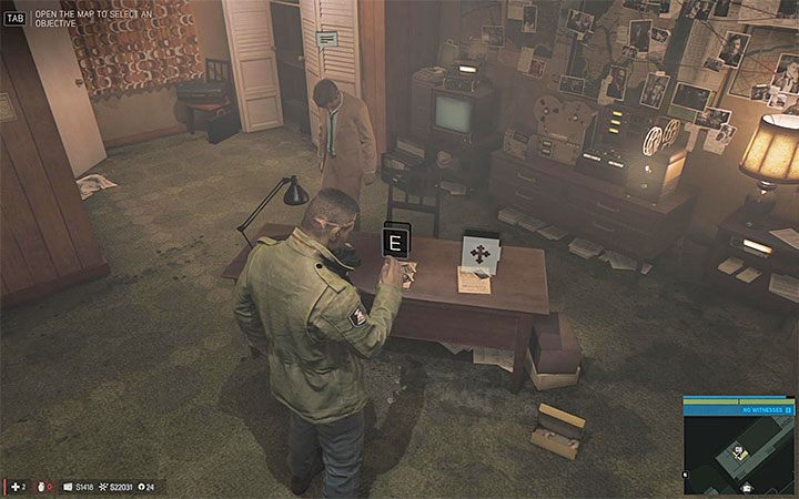 Podnieś lewe akta, które dotyczą Burkea - Rekrutacja Burkea | Misje fabularne w Mafia III - Mafia III - poradnik do gry