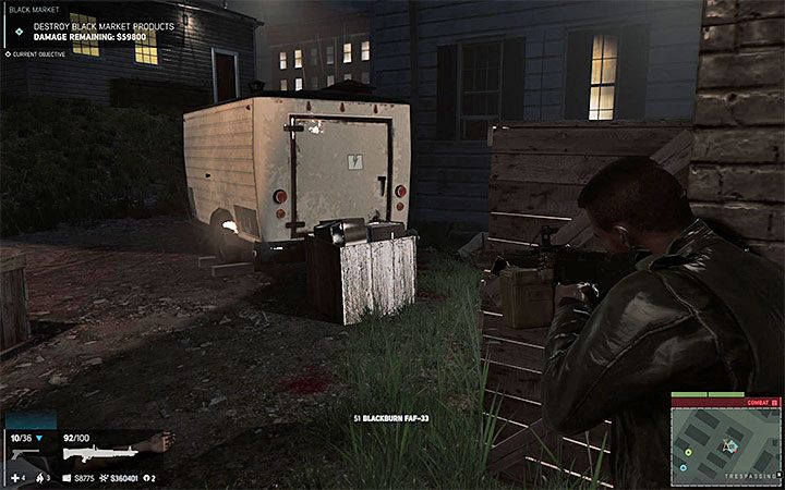 Broń palna idealnie sprawdzi się w niszczeniu skrzyń, choć możesz też użyć np. materiałów wybuchowych - Biznes towarów czarnorynkowych | Misje fabularne w Mafia III - Mafia III - poradnik do gry