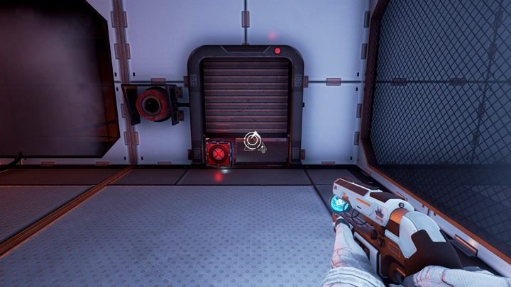 Wchodzimy do pomieszczenia po lewej stronie i zabieramy pojemnik z wiązką który ustawiamy tak aby drzwi zablokowały się na nim - Epilog - Opis przejścia - The Turing Test - poradnik do gry