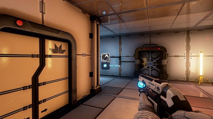 W tym pomieszczeniu również pociągamy przekładnie tym razem w górę i wychodzimy przez otwarte drzwi - Chapter 2 - Opis Przejścia - The Turing Test - poradnik do gry