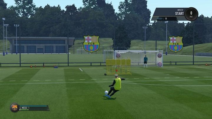 Do ich wykonania wybierz zawodnika, który ma najwięcej celności i podkręcenia - Stałe fragmenty gry w FIFA 17 | Podstawowe zagrania - FIFA 17 - poradnik do gry