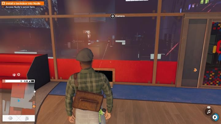 Uważając na robota, wjedź skoczkiem do pokoju i otwórz przejście do windy - Watch Dogs 2: Na Pohybel Nudle, solucja, operacje główne - Watch Dogs 2 - poradnik do gry