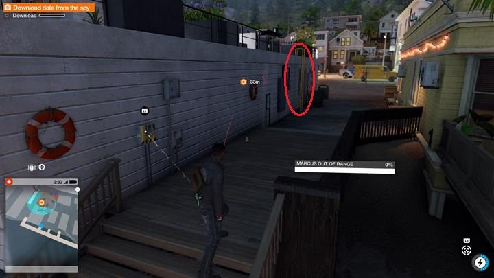Wejdź na dach przez drabinę i rozpocznij hakowanie - Watch Dogs 2: Śledzeni, solucja, operacje główne - Watch Dogs 2 - poradnik do gry