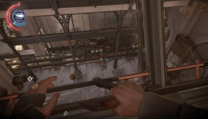 Poczekaj aż strażnicy się rozdzielą, a wtedy zaatakuj. - Skorzystaj z kolejki w dolnej Avencie | Misja 4 - Mechaniczna rezydencja - Dishonored 2 - poradnik do gry