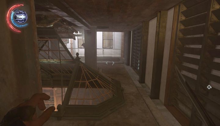 Okno zaprowadzi cię do mieszkalnych kwater Jindosha, a na dole znajdziesz amulet. - Wyeliminuj Kirina Jindosha | Misja 4 - Mechaniczna rezydencja | Dishonored 2 - Dishonored 2 - poradnik do gry