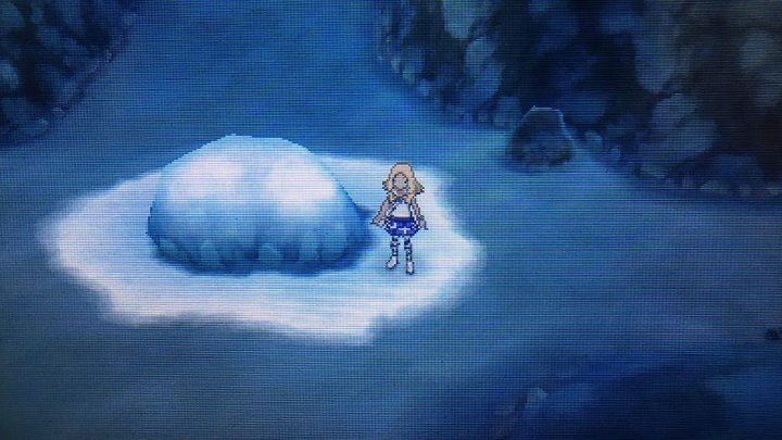 Przy tym kamieniu zamienisz Eevee na Glaceona - Eevee i jej ewolucje w Pokemon Sun - Pokemon Sun - poradnik do gry