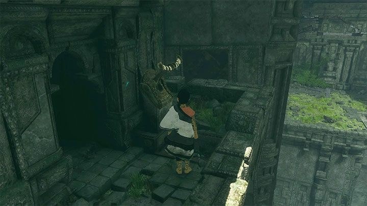 Dotrzyj górnymi balkonikami do dźwigni (na okolicznej górnej półce jest też beczka) - Nauczenie Trico wykonywania poleceń | The Last Guardian - The Last Guardian - poradnik do gry