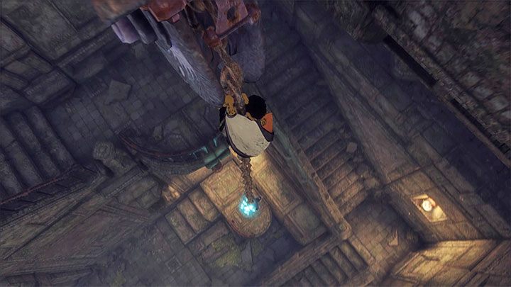 Zjedź po łańcuchu z przymocowanym do niego dzbanem - Rozwiązanie zagadki z dzbanem z niebieską cieczą | The Last Guardian - The Last Guardian - poradnik do gry