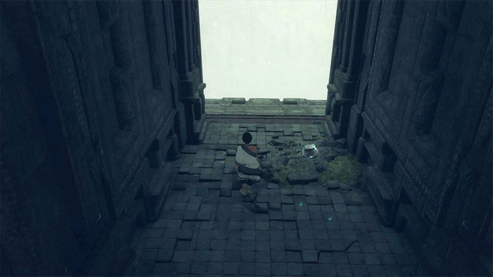 Na samej górze wieży do odnalezienia jest beczka - Zniszczenie dwóch witraży i eksploracja drugiej wieży | The Last Guardian - The Last Guardian - poradnik do gry