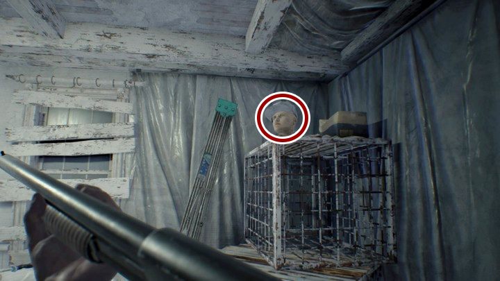 Skarb wewnątrz głowy manekina - Resident Evil 7: Strefa testów i hangar - solucja - Resident Evil 7 - poradnik, solucja