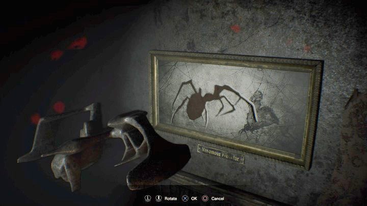 Kolejny raz musisz użyć figurki, by przypasować cień do wzoru - Resident Evil 7: Dziedziniec i stary dom - solucja - Resident Evil 7 - poradnik, solucja
