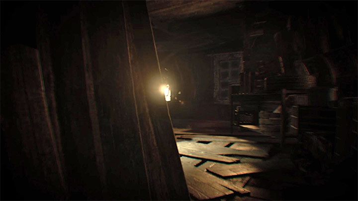 5) W kolejnym obszarze musisz się najbardziej pilnować - Resident Evil 7: Nie złapiesz mnie / Cant Catch Me - jak zdobyć? - Resident Evil 7 - poradnik, solucja
