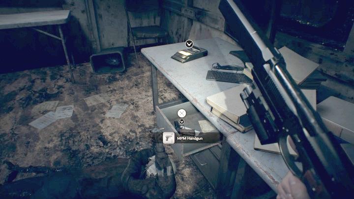 Pistolet MPM nie jest powalający, lecz zawsze możesz przygotować do niego kilka naboi na poczekaniu - Resident Evil 7: Wrak statku - solucja - Resident Evil 7 - poradnik, solucja