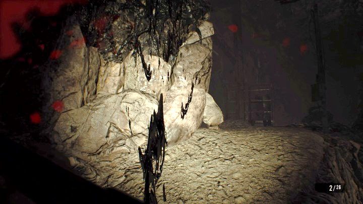 W jaskini, na spiralnym wejściu do góry nie walcz z oponentami, lecz biegnij wymijając ich - Resident Evil 7: Kopalnia soli (Salt Mine) - solucja - Resident Evil 7 - poradnik, solucja